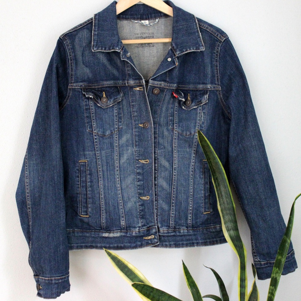 Levi's Denim Jacket, Medium Wash, Women's Vintage Medium/Large